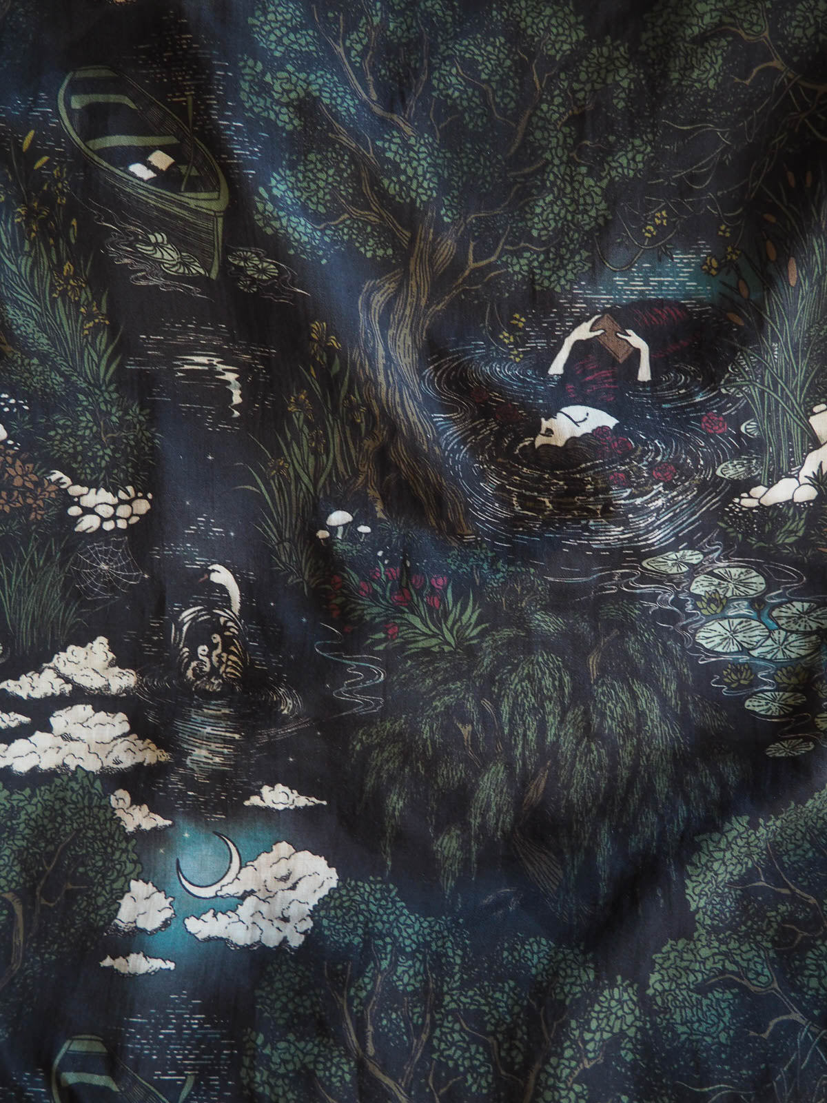 scrunchie | pondwater